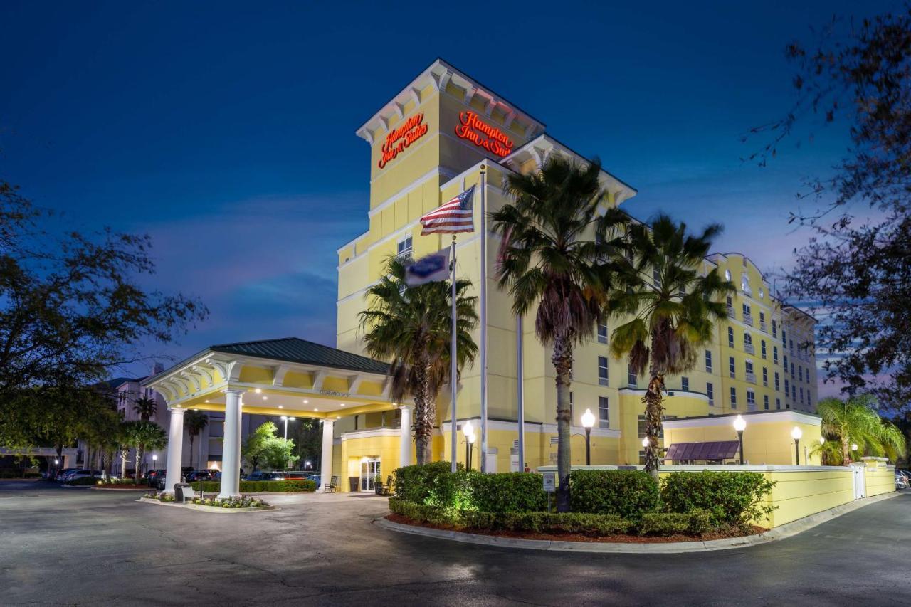 Hampton Inn & Suites Jacksonville Deerwood Park Exterior photo